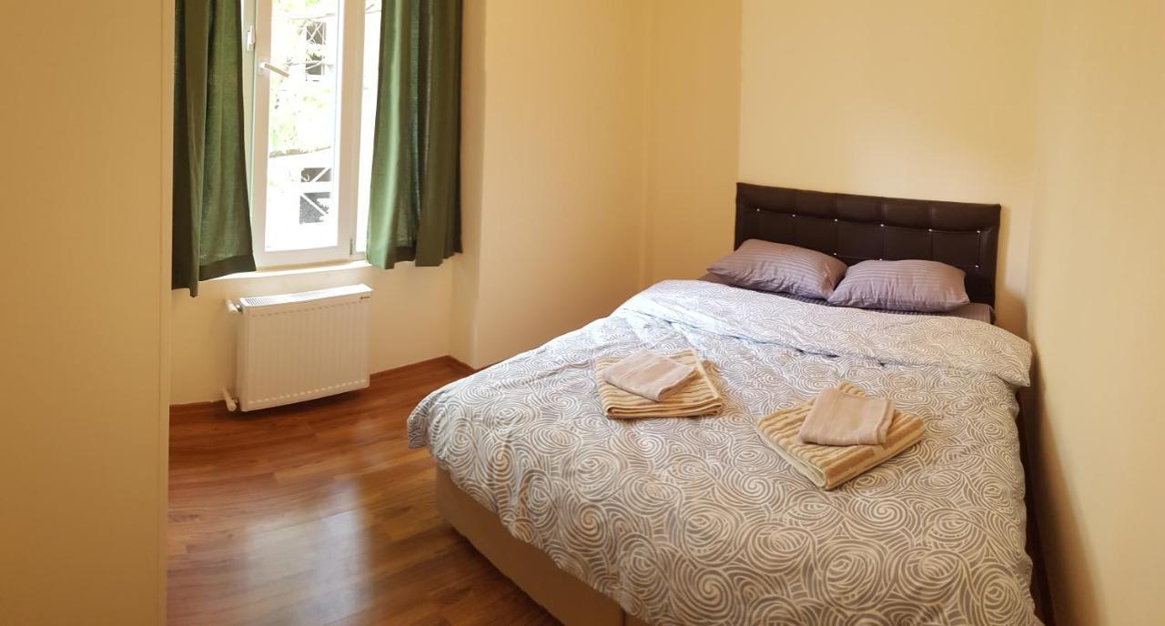 Taila Apartments Истанбул Екстериор снимка