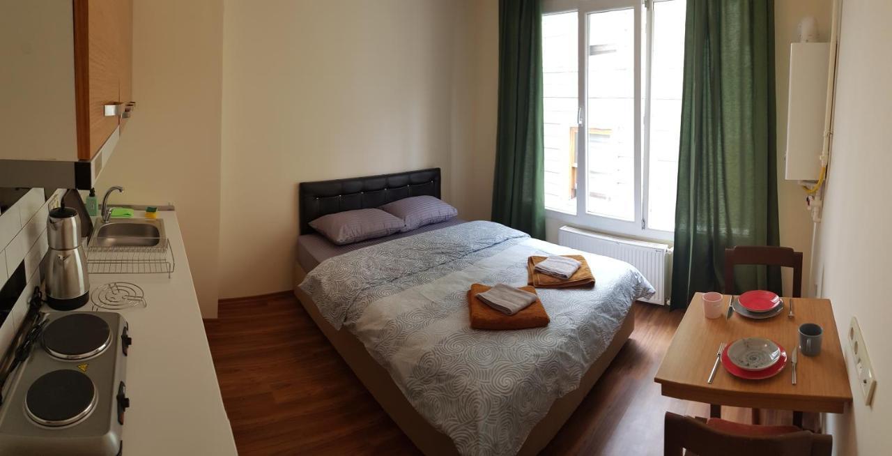 Taila Apartments Истанбул Екстериор снимка